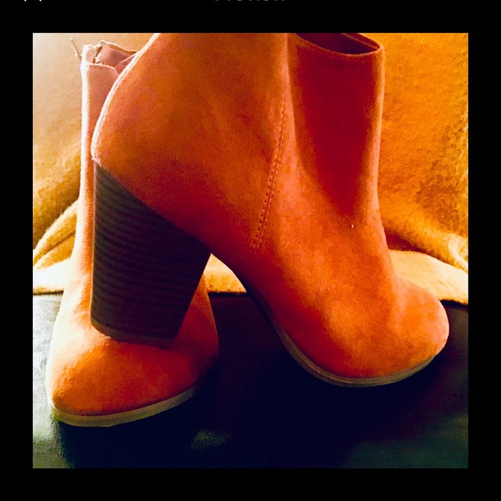 Old Navy Heeled Bootie